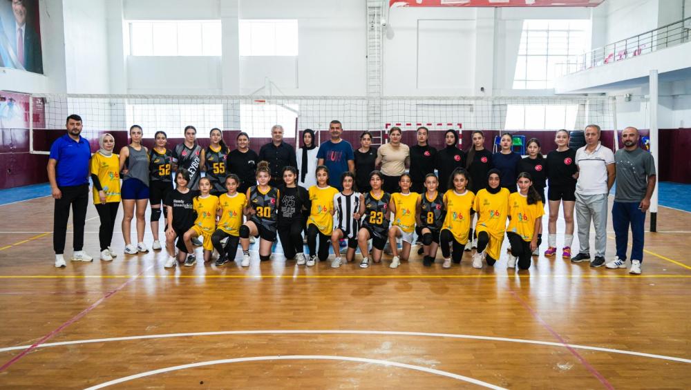 Adıyaman’da Kadın Voleybol Takımı Kuruldu: “Adıyaman'ın Sultanları”