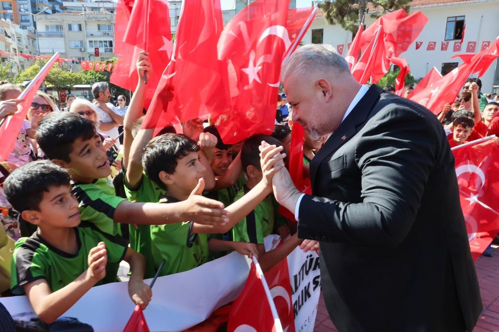 Menemen’de İzmir’in ve Menemen’in Kurtuluşu Törenlerle Kutlandı