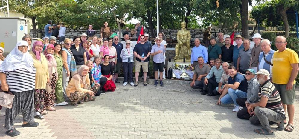 ÇANAKKALE’NİN KARDEŞ KÖYÜNE İNGİLTERE’DEN TARİHİ ZİYARET