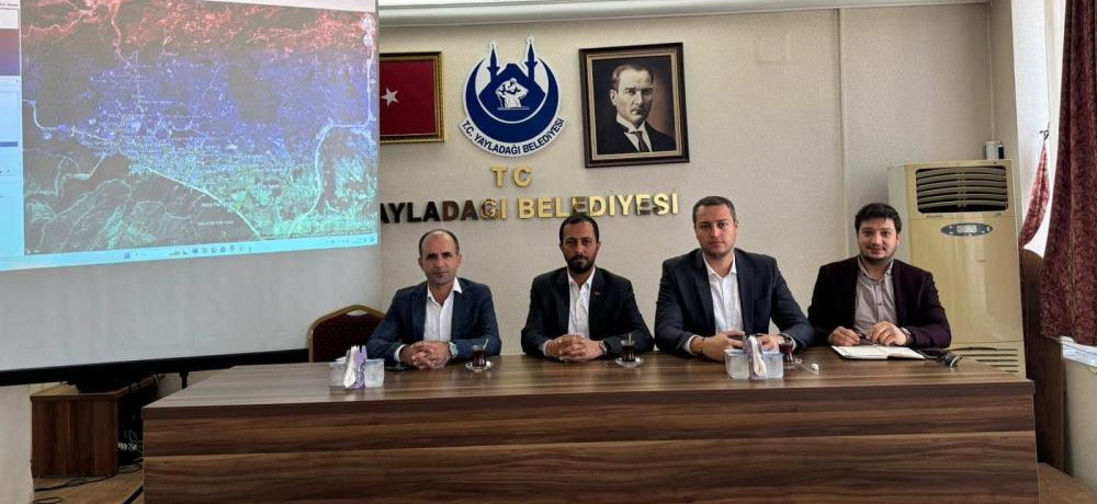 YAYLADAĞI’NDA HBB’DEN ŞEHİR İÇİ TOPLU ULAŞIM İÇİN BİLGİLENDİRME TOPLANTISI