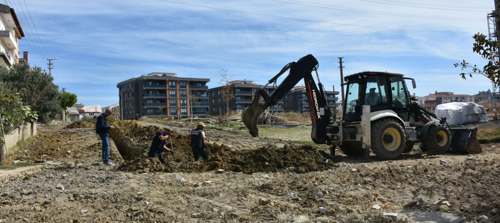 GELİBOLU BELEDİYESİ ALTYAPI ÇALIŞMALARINDA HIZ KESMİYOR: İPEK SOKAK’TA BÜYÜK PROJE