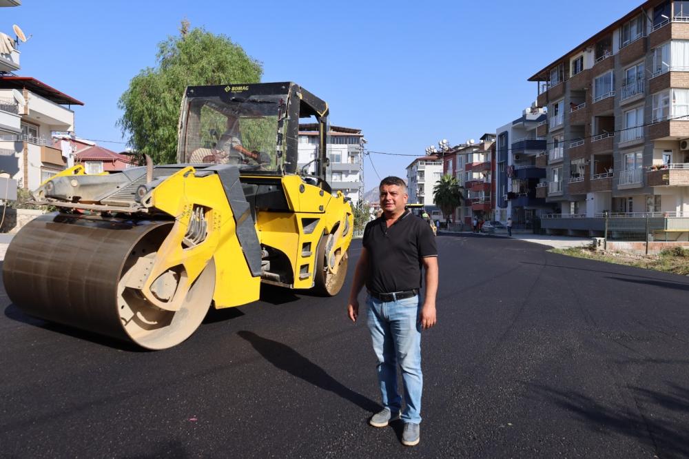 Hatay Büyükşehir Belediyesi, Çekmece Mahallesi’nde Yol Çalışmalarına Başladı