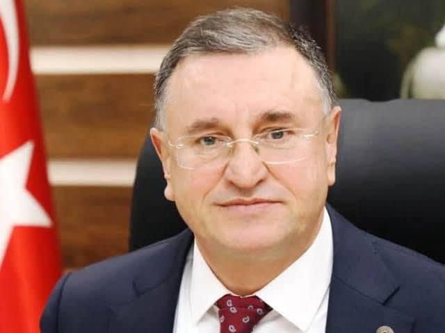 CHP, LÜTFÜ SAVAŞ’I İHRAÇ İSTEMİYLE DİSİPLİNE SEVK ETTİ