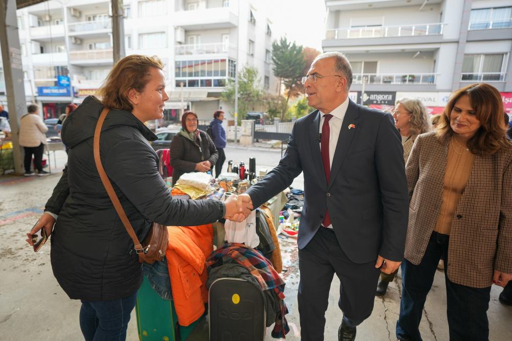 Gaziemir Belediyesi’nden Kadınlara Destek: El Emeği Pazarı Açıldı