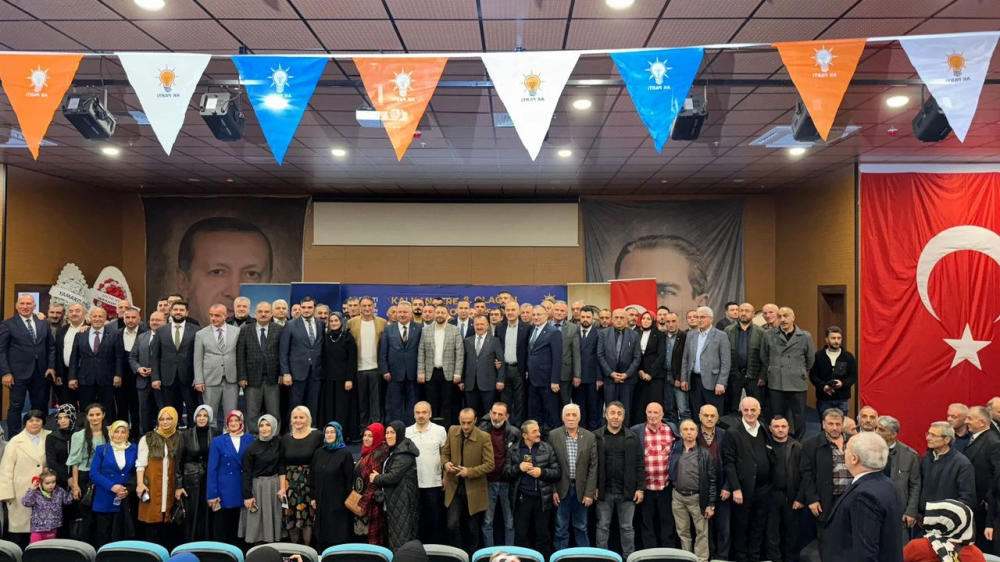 RİZE AK PARTİ KALKANDERE’DE YENİ BAŞKAN: MUSTAFA KURT GÖREVİ DEVRALDI