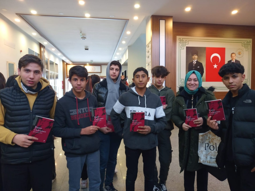 Rize’de “Çayla Kitap” Projesine İkizdere’den Katılım