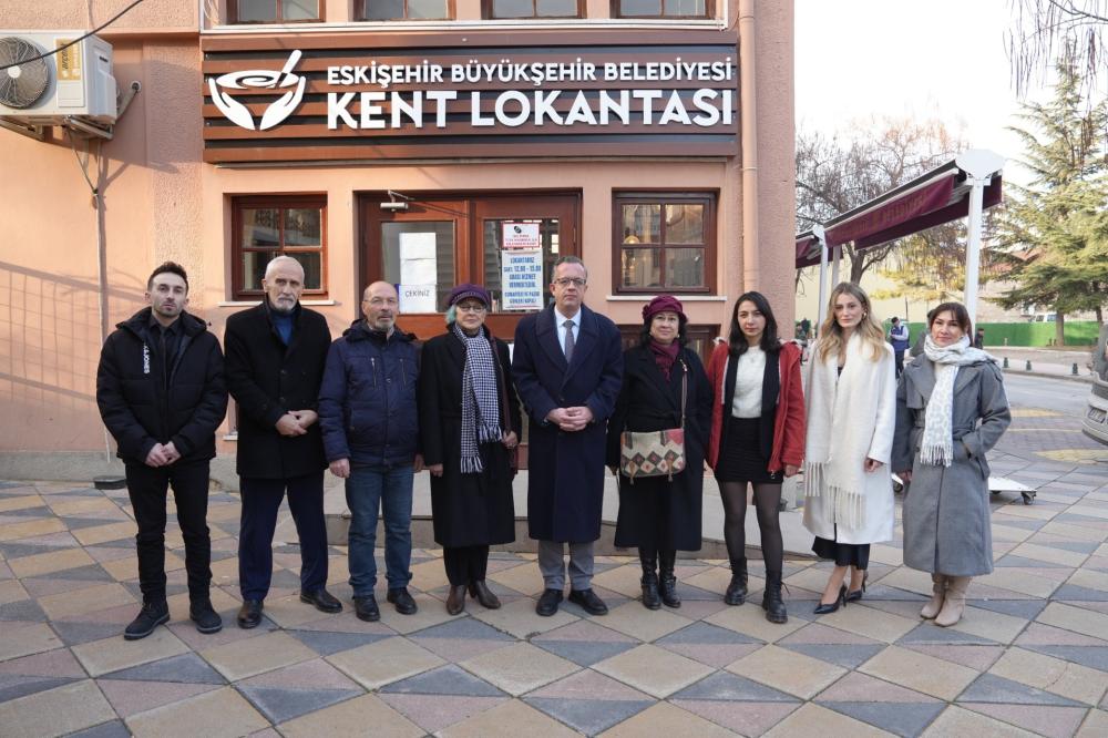 Eskişehir Kent Konseyi’nden Askıda Yemek Kampanyasına Büyük Destek