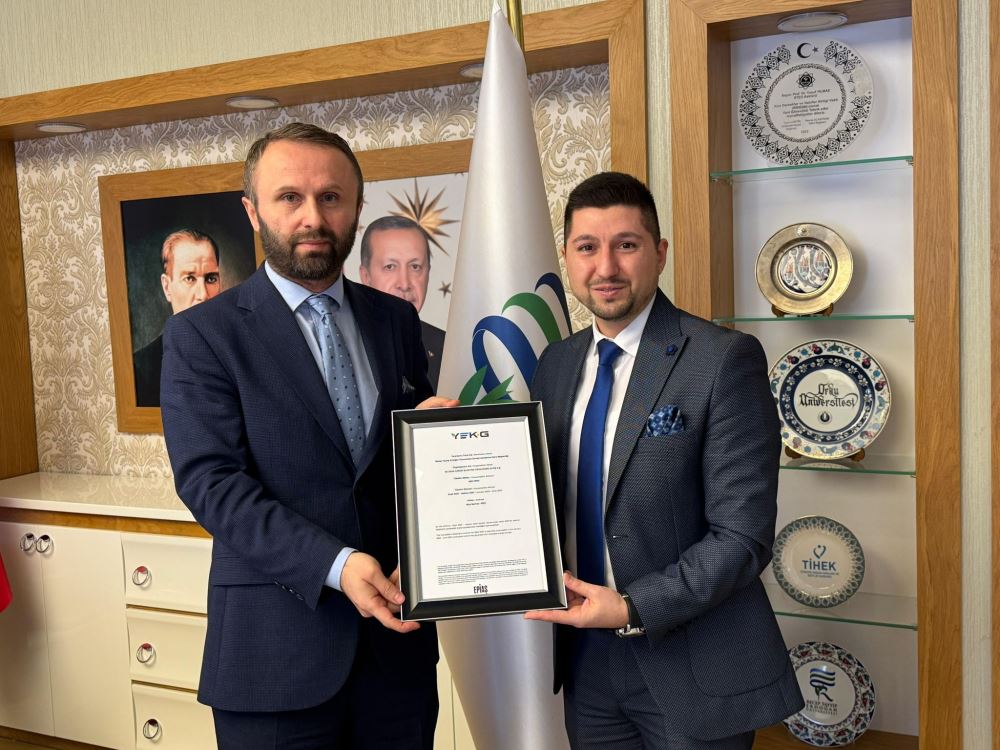 RTEÜ, YENİLENEBİLİR ENERJİ KULLANIMINI YEK-G BELGESİ İLE TESCİLLEDİ
