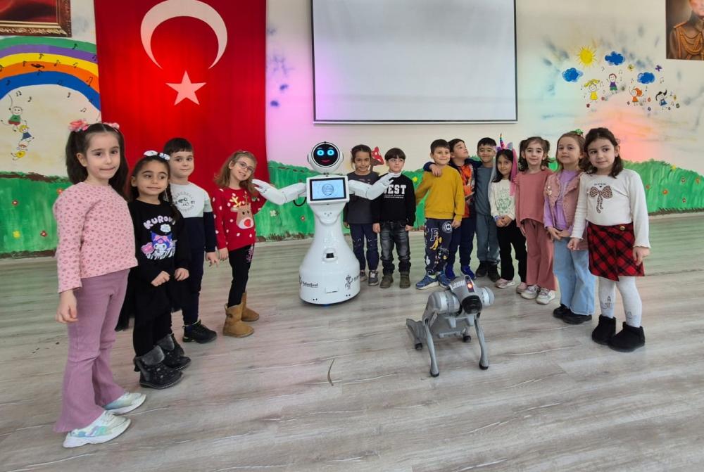 GELİBOLU 26 KASIM İLKOKULU’NDA YAPAY ZEKA HEYECANI