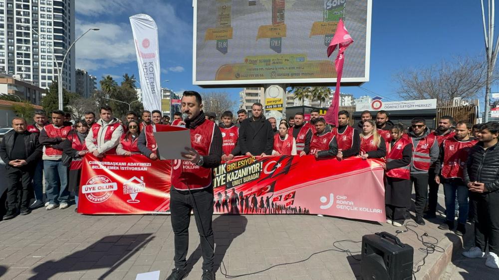 CHP ADANA GENÇLİK KOLLARI’NDAN ÜYE KAMPANYASI: 