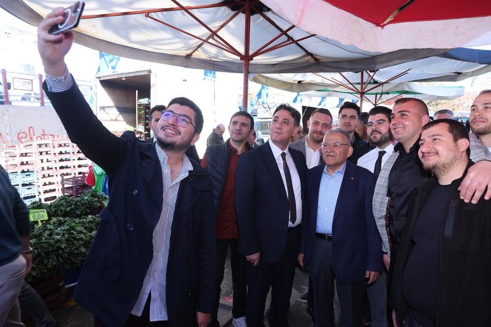 BAŞKAN BÜYÜKKILIÇ, RAMAZAN BEREKETİNİ DEVELİ’DE HEMŞEHRİLERİYLE PAYLAŞTI