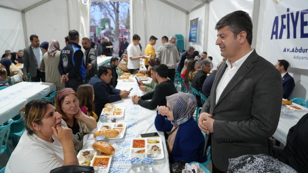 Cenk Küpeli ve Mustafa Kemal Akın, Adıyaman’da İftar Programına Katıldı