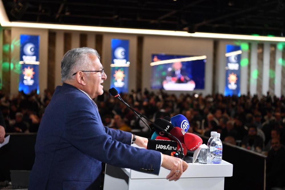 KAYSERİ’DE AK PARTİ’NİN İFTAR BULUŞMASI: VEFA VE BİRLİK MESAJLARI VERİLDİ