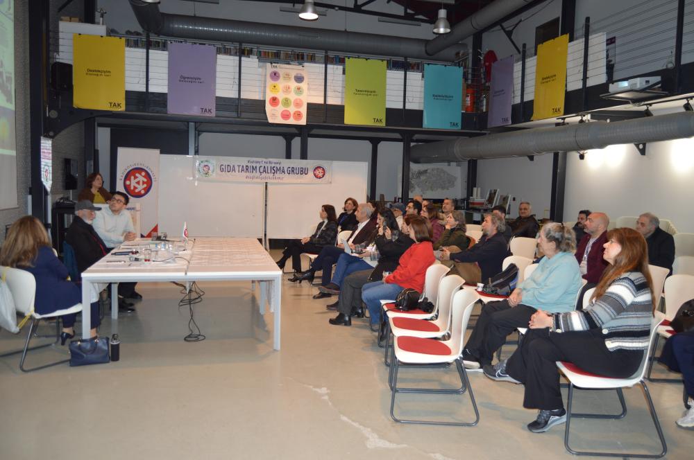 MARMARA'DAKİ MÜSİLAJ SORUNU KADIKÖY'DE KONUŞULDU