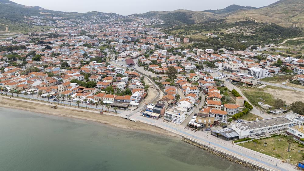 Yeni Foça’da tarihi dere yatağı güçlendiriliyor
