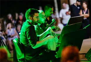 ZEYTİN AĞACININ ALTINDA “GECE MAKAMI” EZGİLERİ